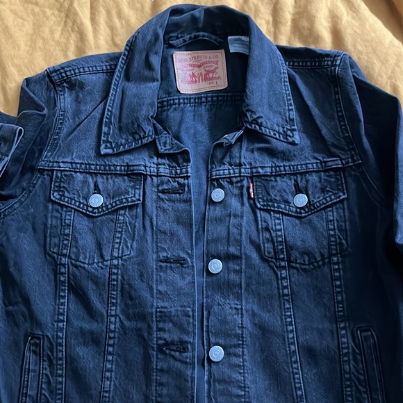 Levi's Black Denim Jacket for Women - Picture 3 of 3